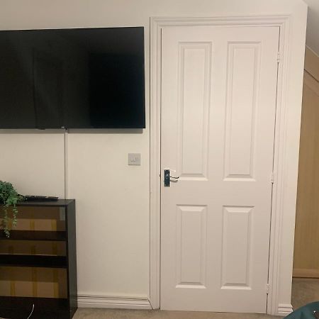 Comfy Double Bedroom In Greater Manchester Eksteriør bilde
